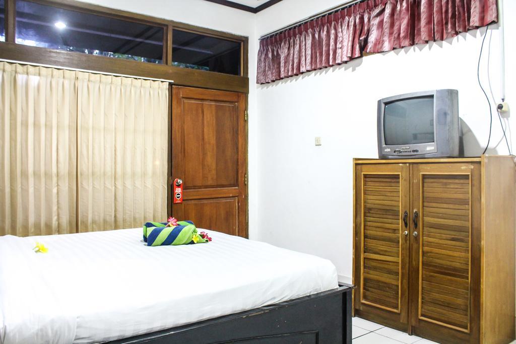 Hotel Puri Tanah Lot Kuta Lombok Exterior foto