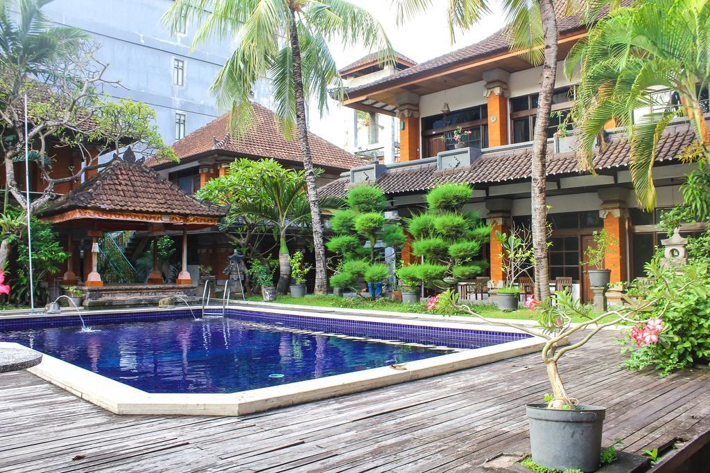 Hotel Puri Tanah Lot Kuta Lombok Exterior foto