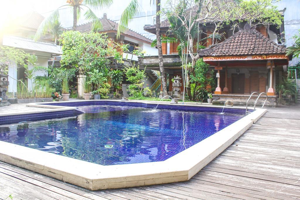 Hotel Puri Tanah Lot Kuta Lombok Exterior foto