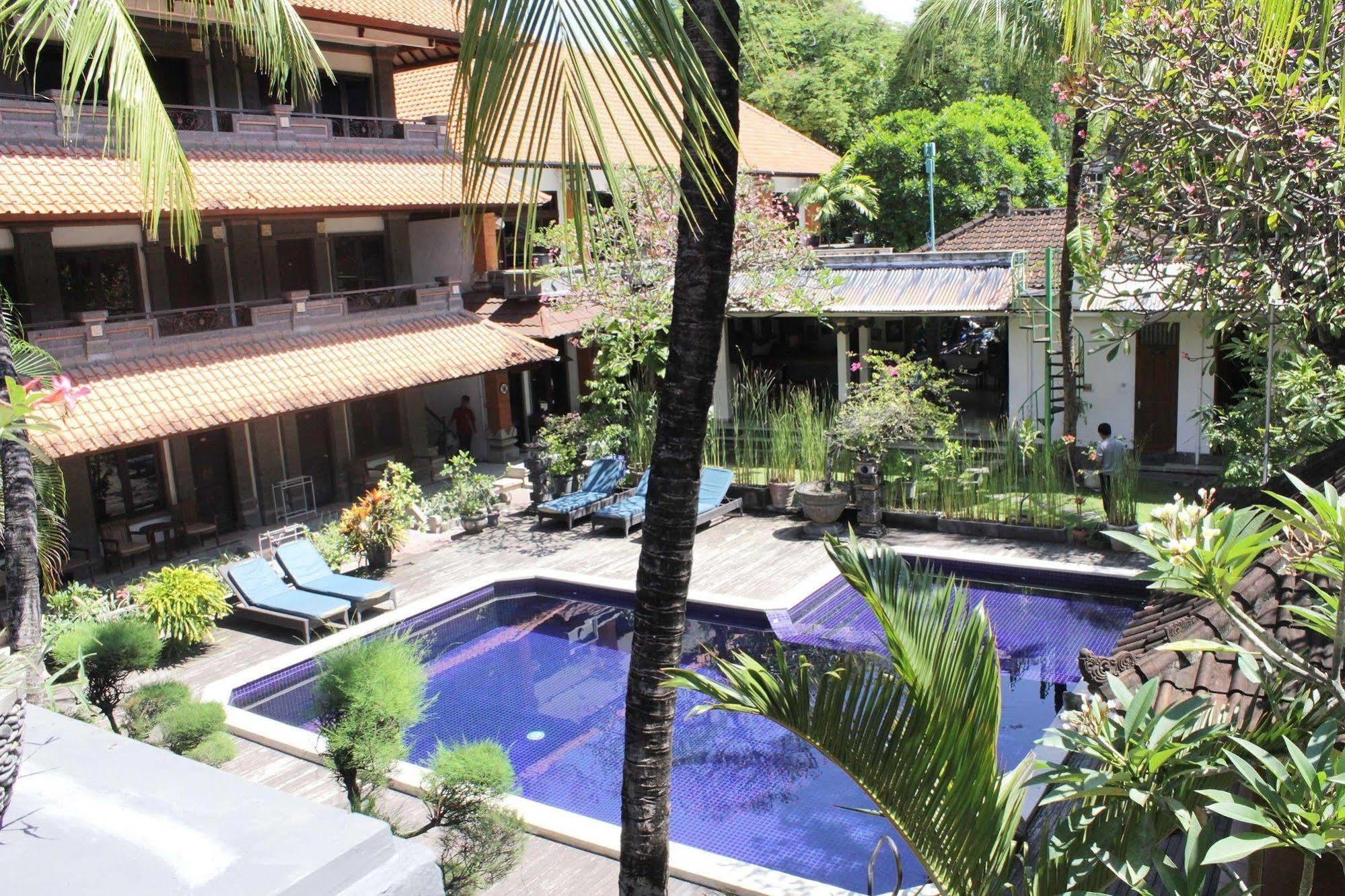 Hotel Puri Tanah Lot Kuta Lombok Exterior foto